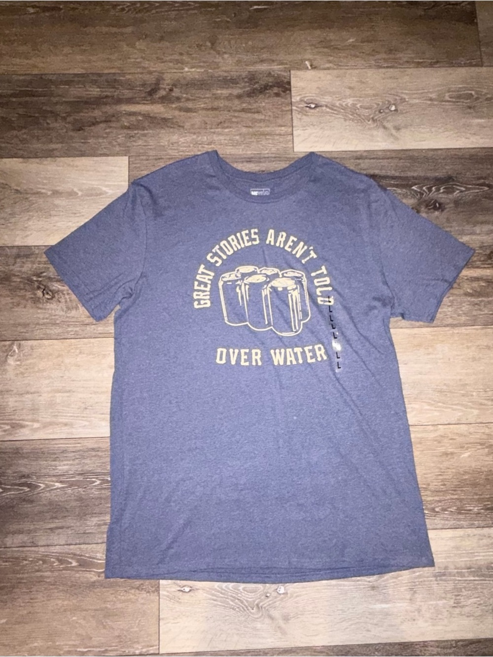 Men’s Beer Tshirt NWT Large